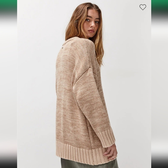 NWT Ghanda Oversized Sweater - Picture 2 of 7